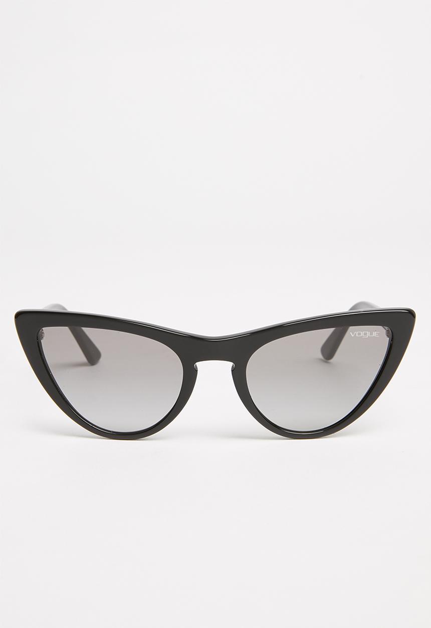 Vogue Eyewear - Vogue Gigi Hadid cat-eye - black