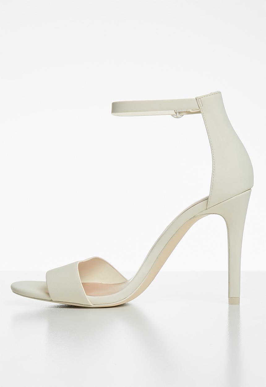 Call It Spring - Dellmar heel - white