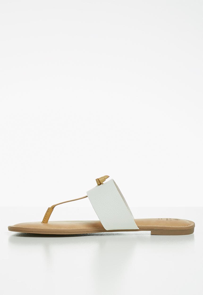 Call It Spring - Packardii sandal - white