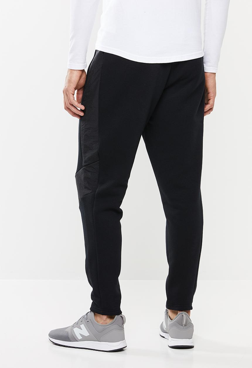 New Balance  - Optiks  track pant - black