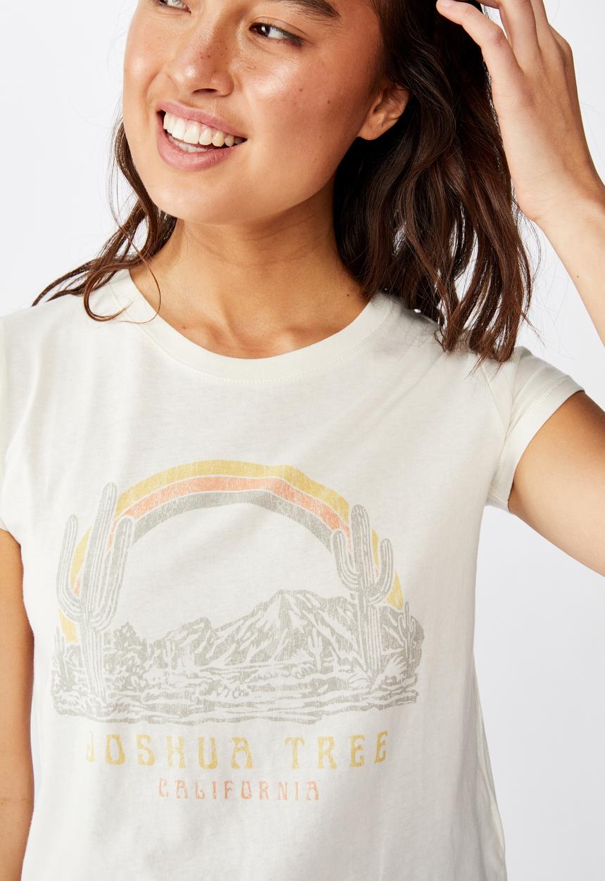 Cotton On - Essential art T-shirt - cream