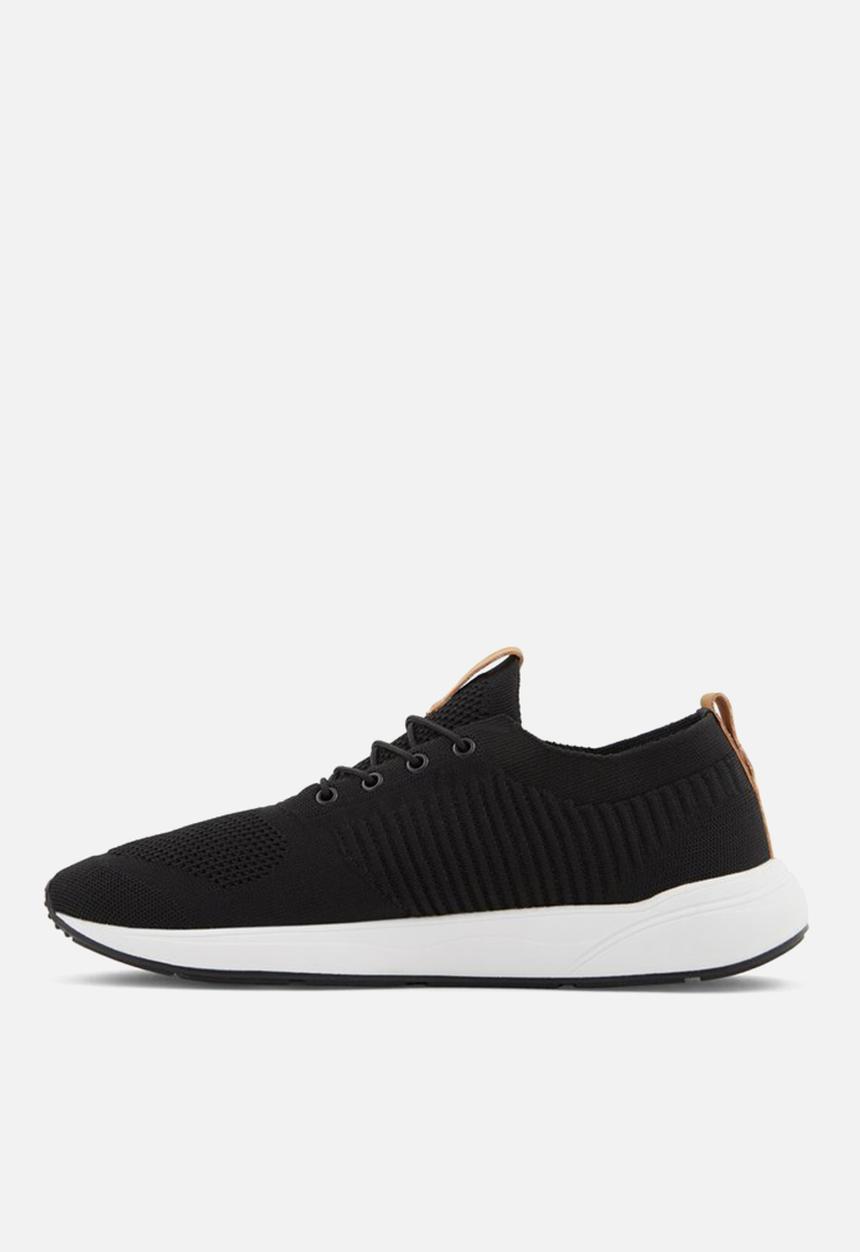 Call It Spring - Ivanovsky - black