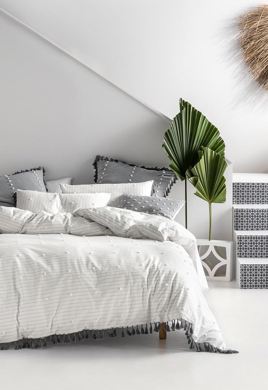 Linen House - Anya duvet cover set - smoke