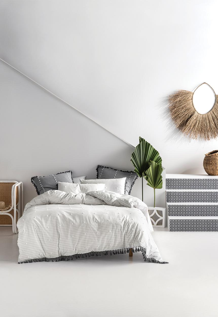 Linen House - Anya duvet cover set - smoke