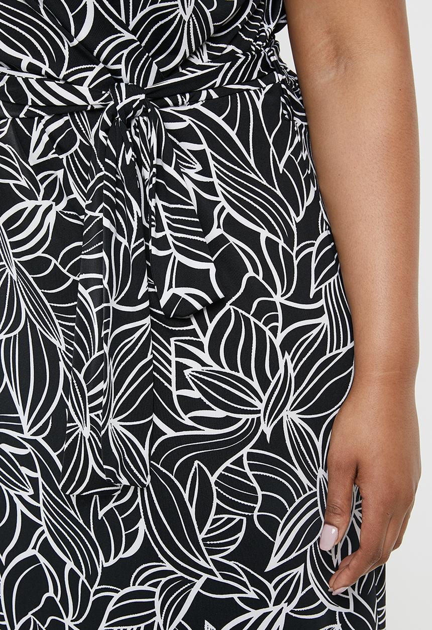 edit Plus - Wrap midi dress - black & white