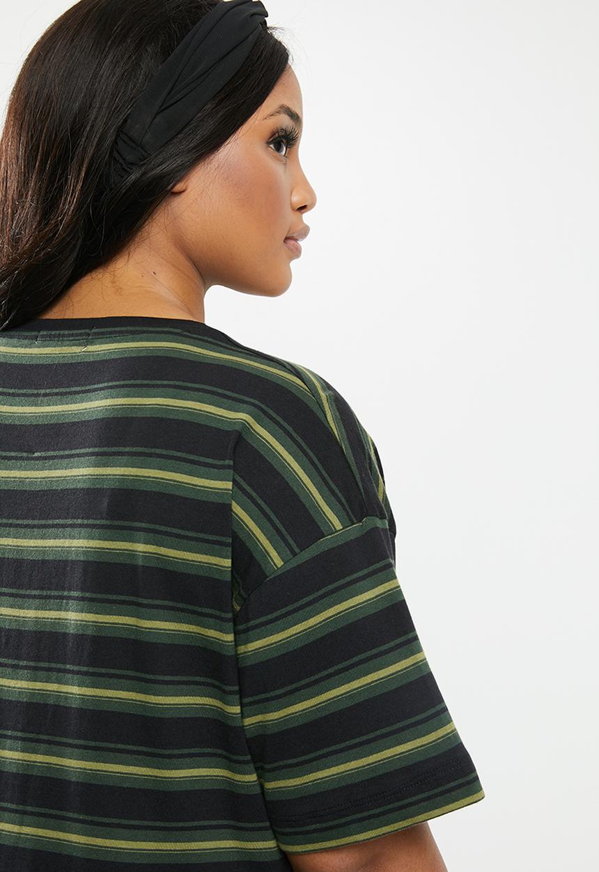 Cotton On - Curve mid sleeve oversized crop - green