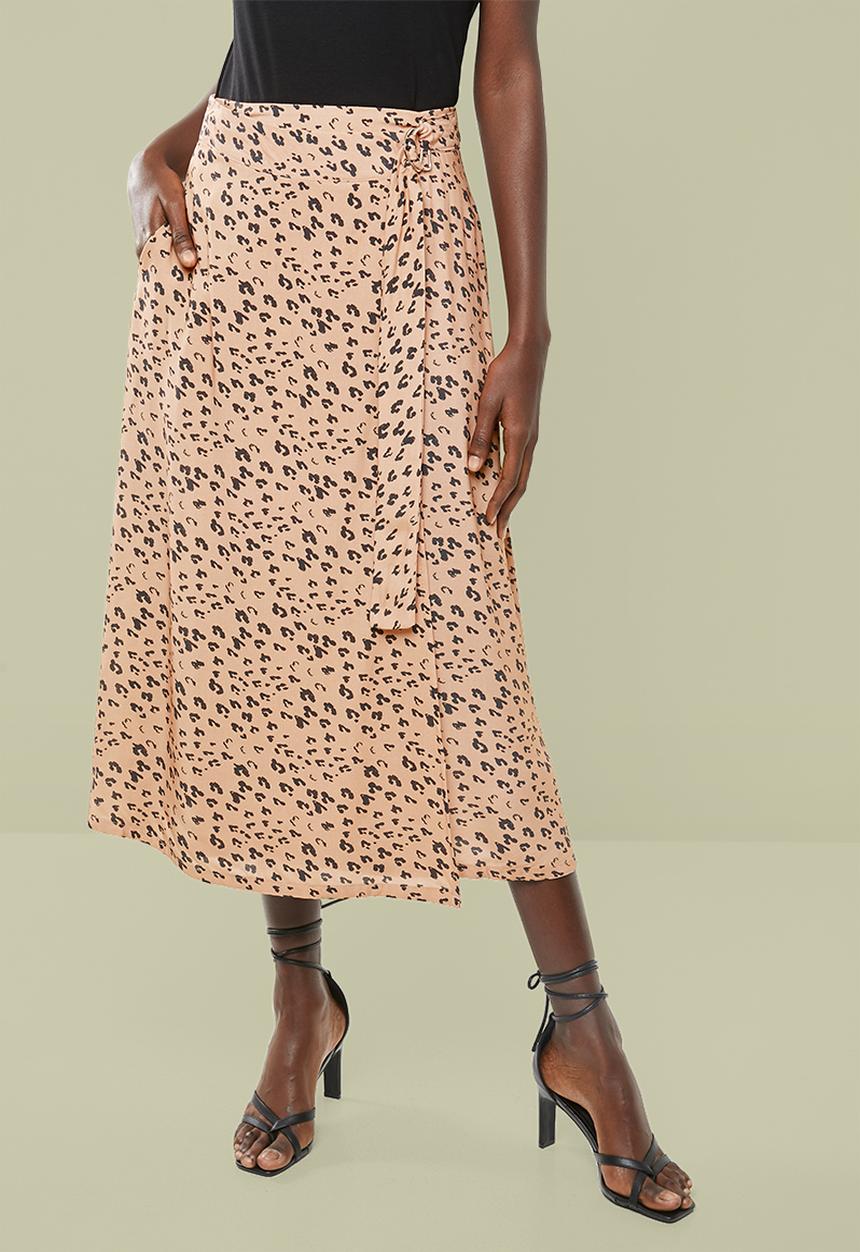 Superbalist - Animal wrap midi skirt - peach & black 