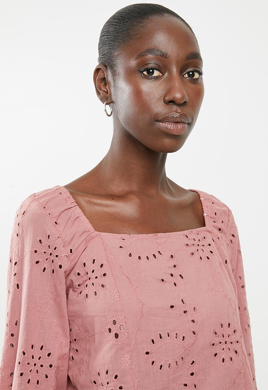 Superbalist - Square neck anglaise blouse - pink