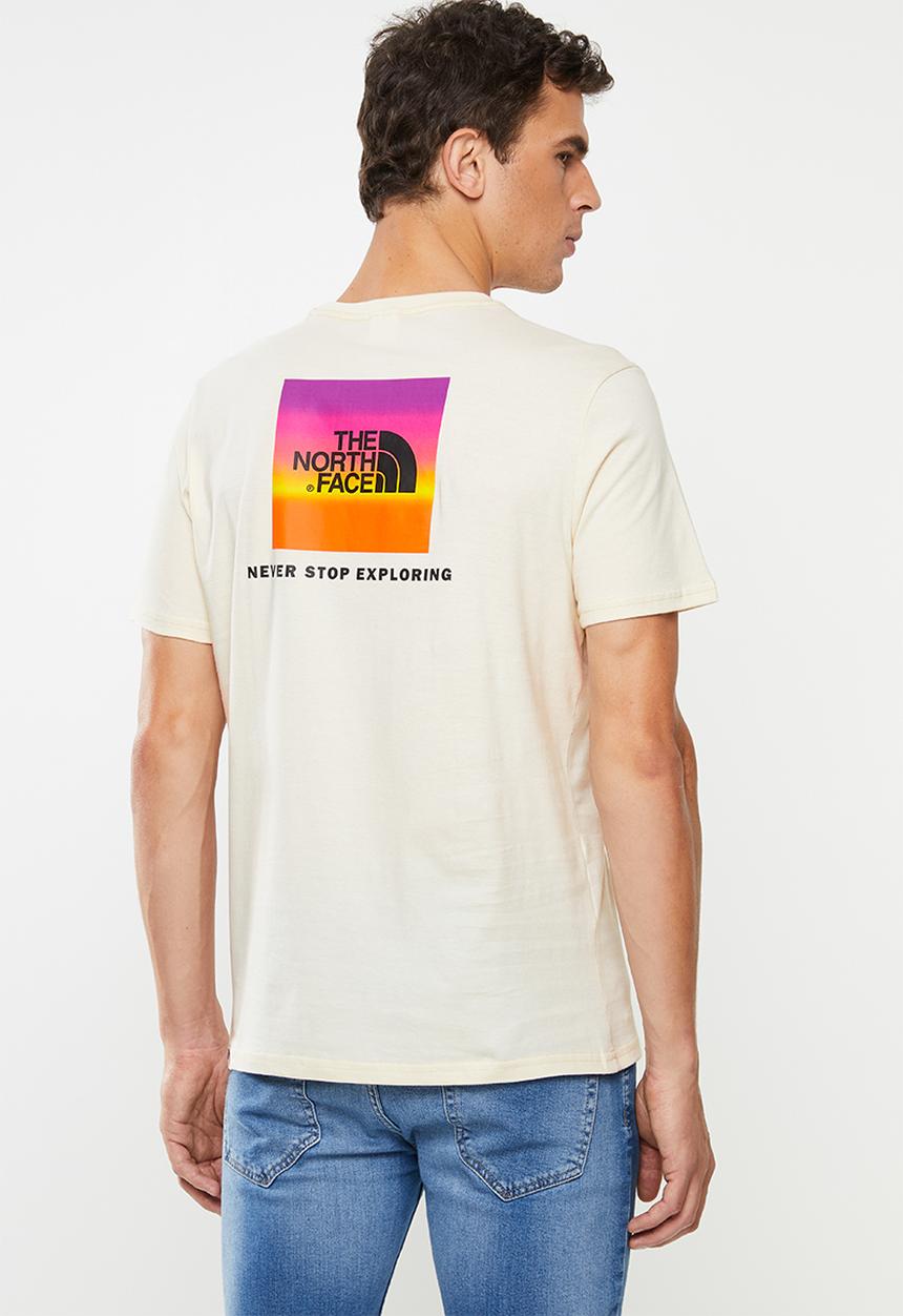 The North Face - Raglan redbox tee - white