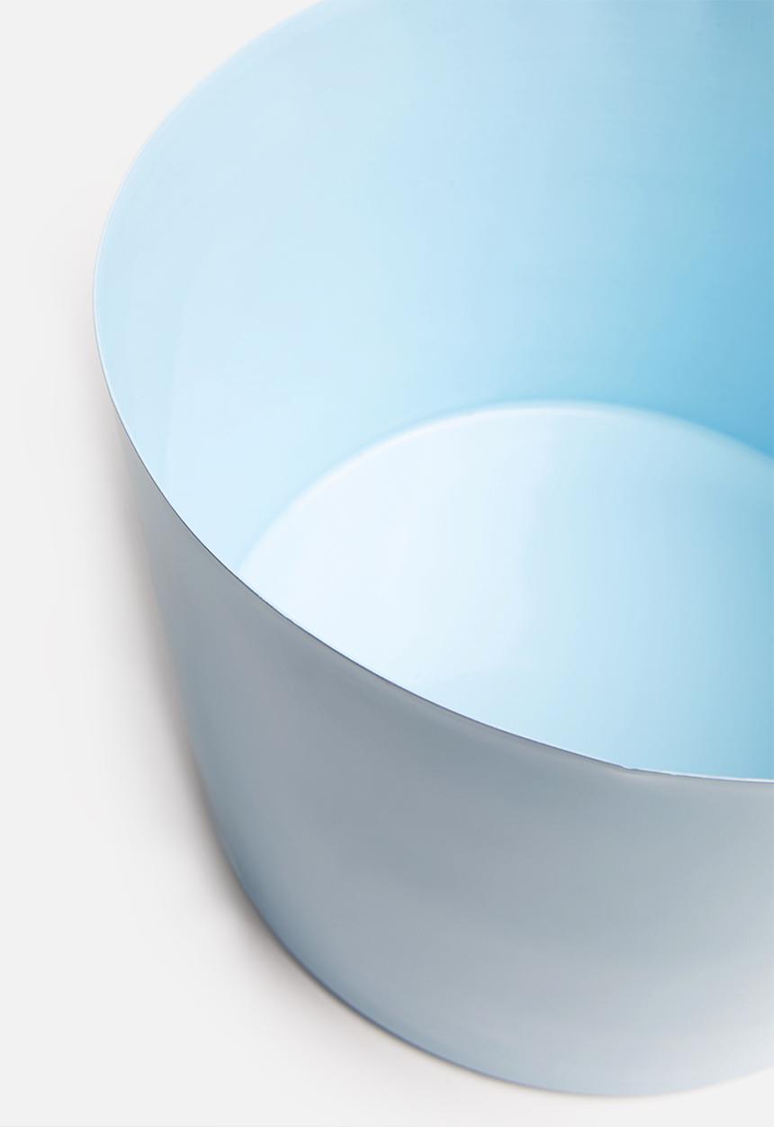 Sixth Floor - Bahati planter - omphalodes