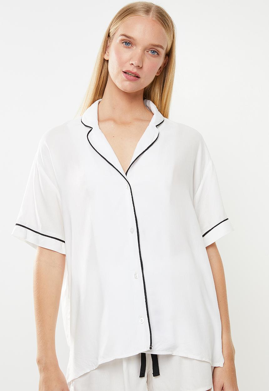 Superbalist - Sleep shirt & shorts set - white & black