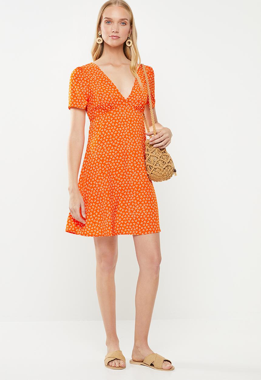 Cotton On - Woven dotti deep v puff sleeve mini - orange