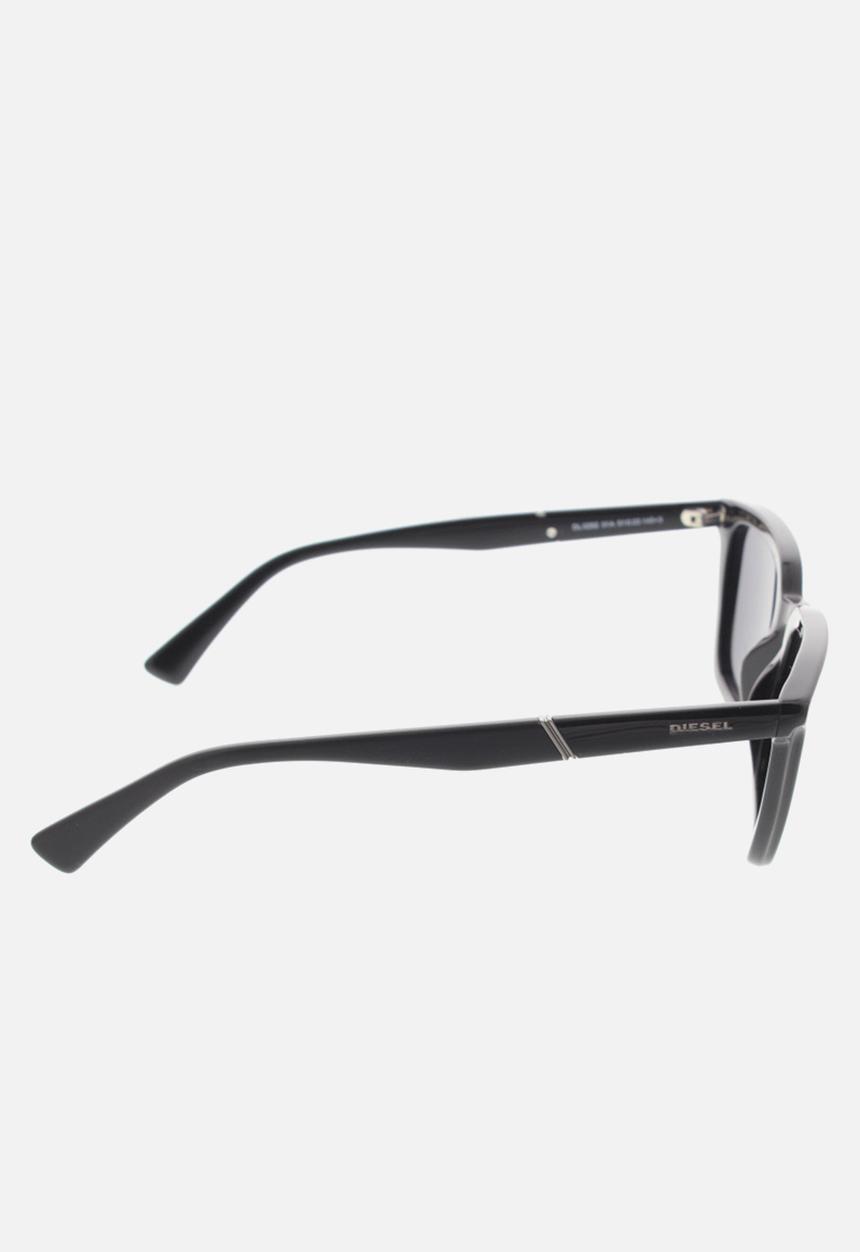 Diesel  - Shiny black frame sunglasses with smoke lenses - black