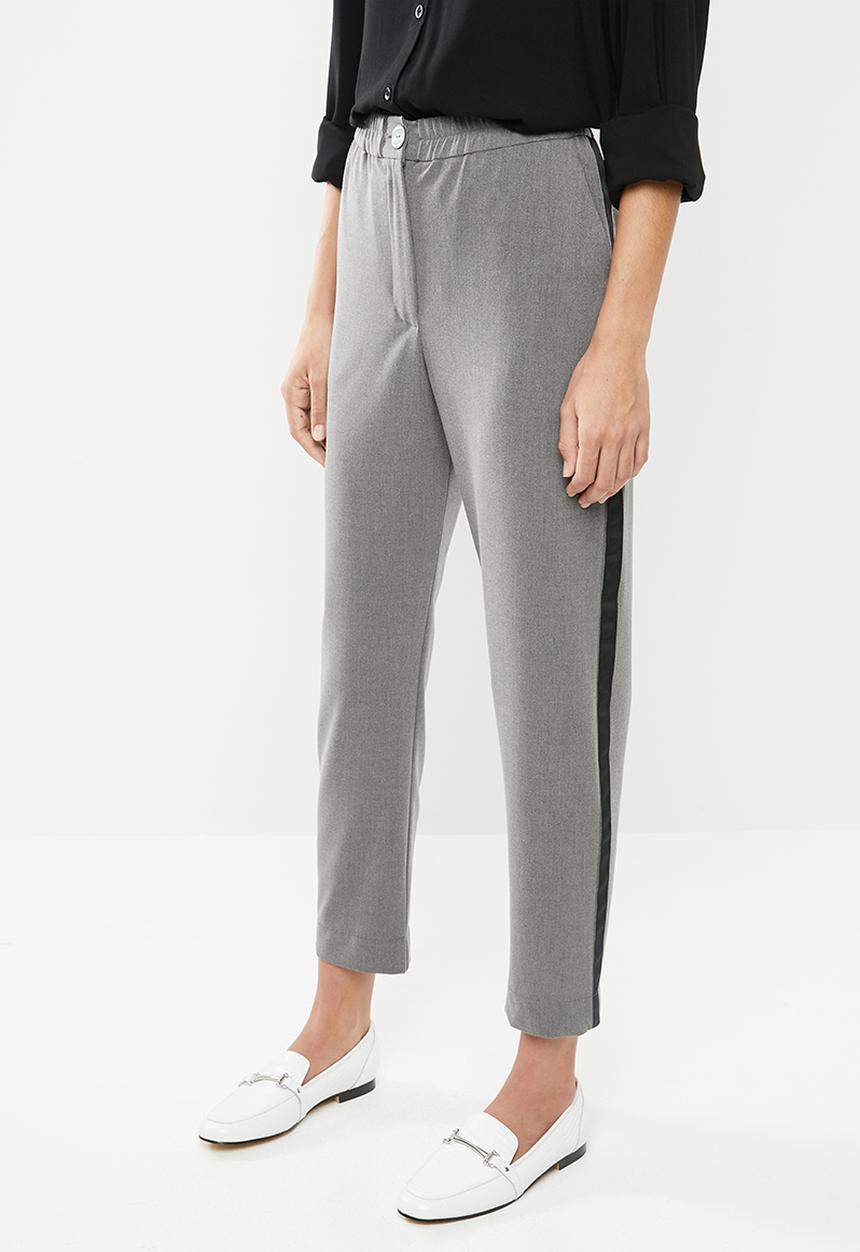 edit - Soft jogger with side tape - grey