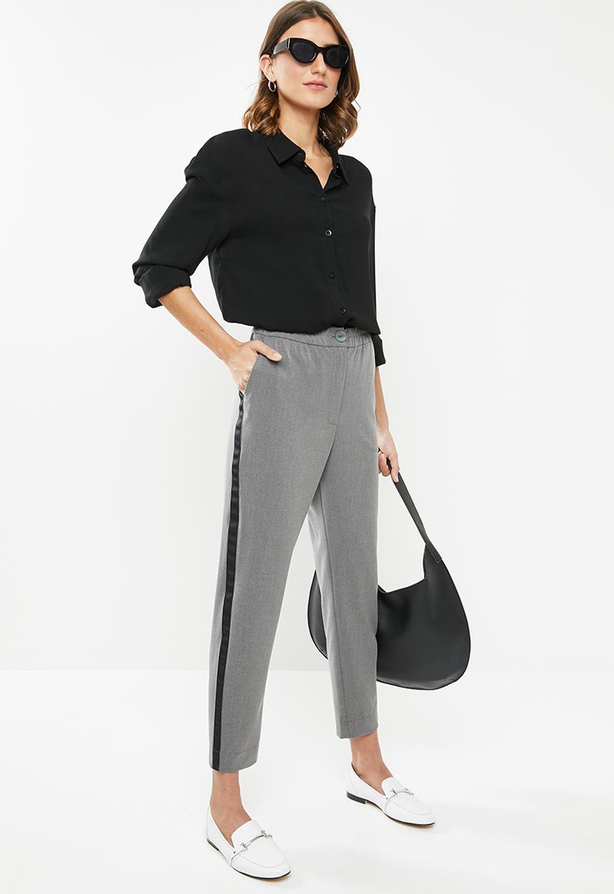 edit - Soft jogger with side tape - grey