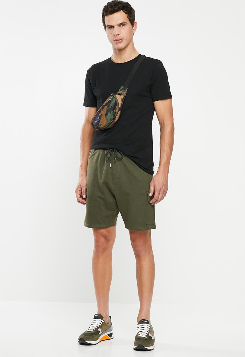 Superbalist - Utility sweat shorts - green