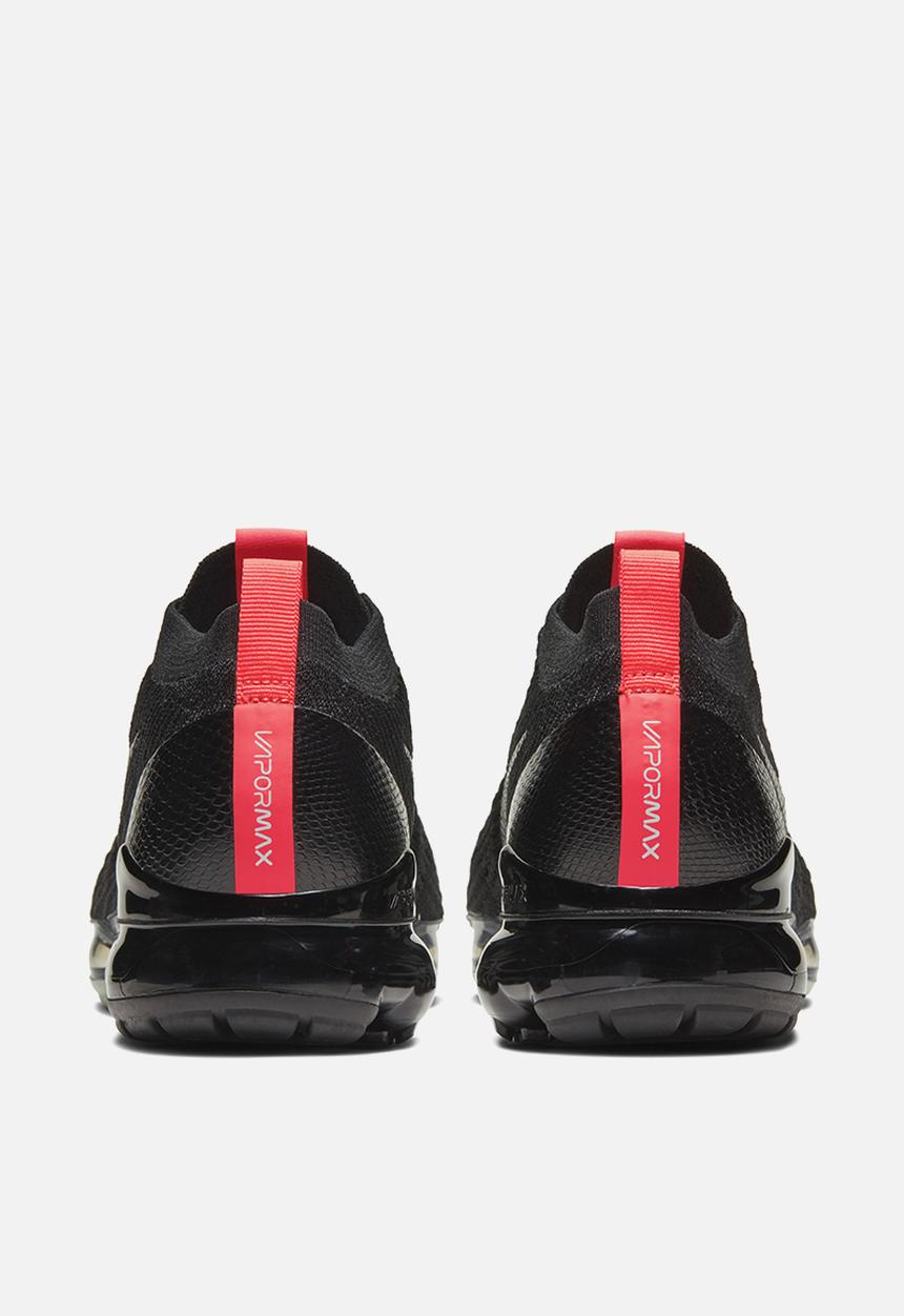Nike - Air Vapormax Flyknit 3 - black-igloo-flash crimson