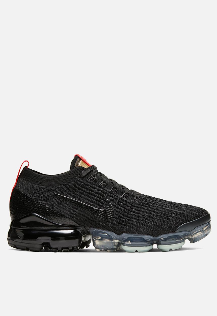 Nike - Air Vapormax Flyknit 3 - black-igloo-flash crimson