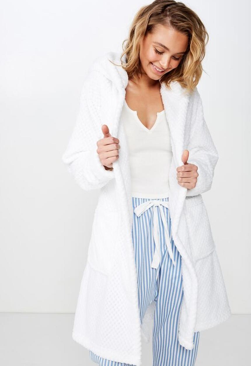 Cotton On - Hooded luxe plush gown  - white