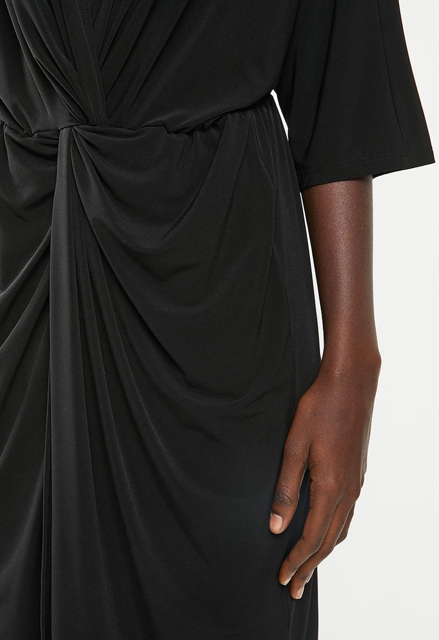 Superbalist - Kimono front knot dress - black