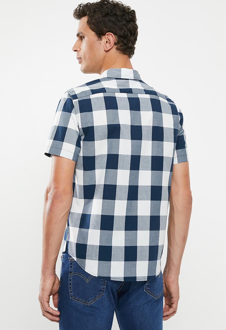 Levi’s® - Classic one pocket short sleeve shirt - blue & white