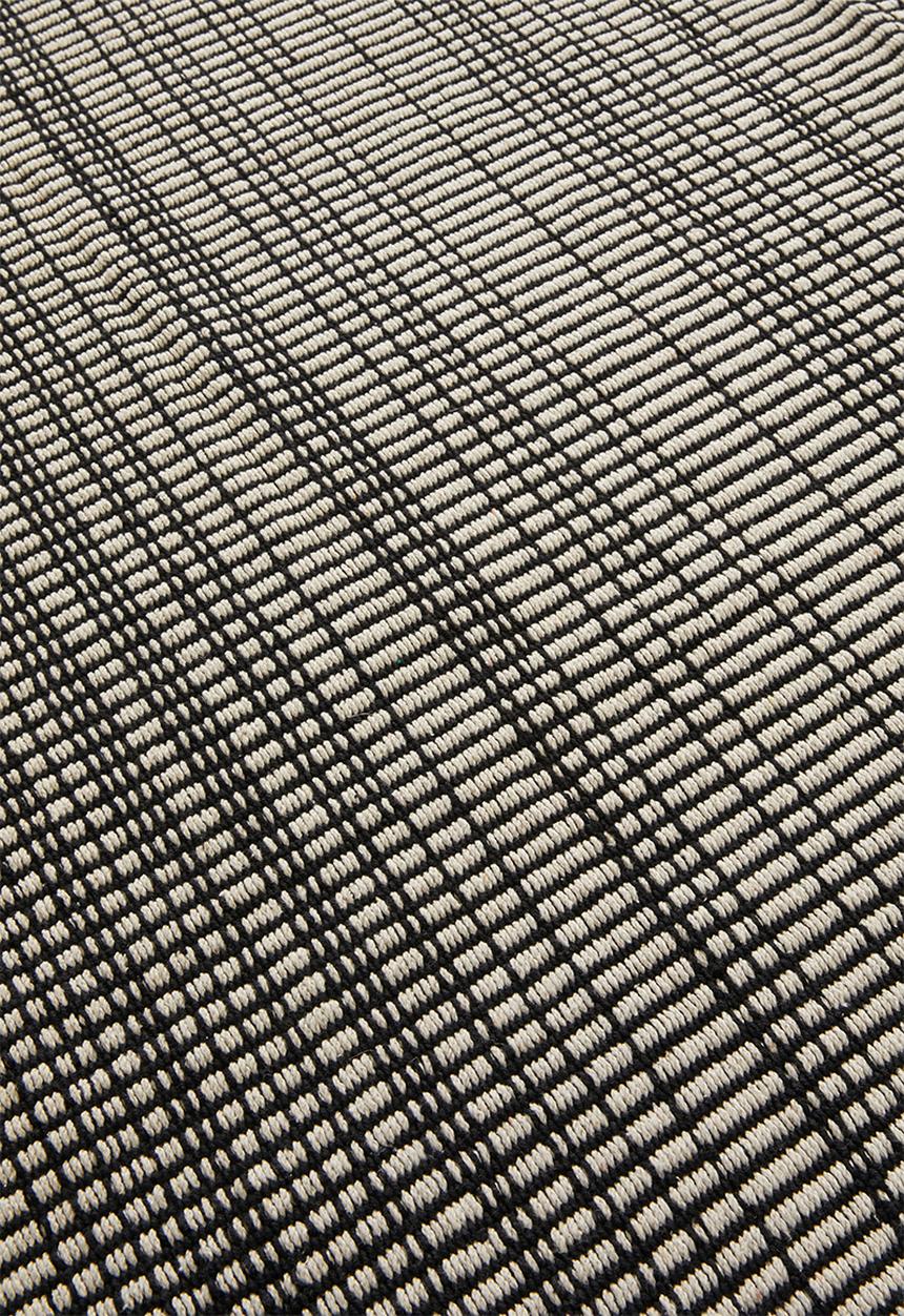 Sixth Floor - Reed woven rug - black & natural
