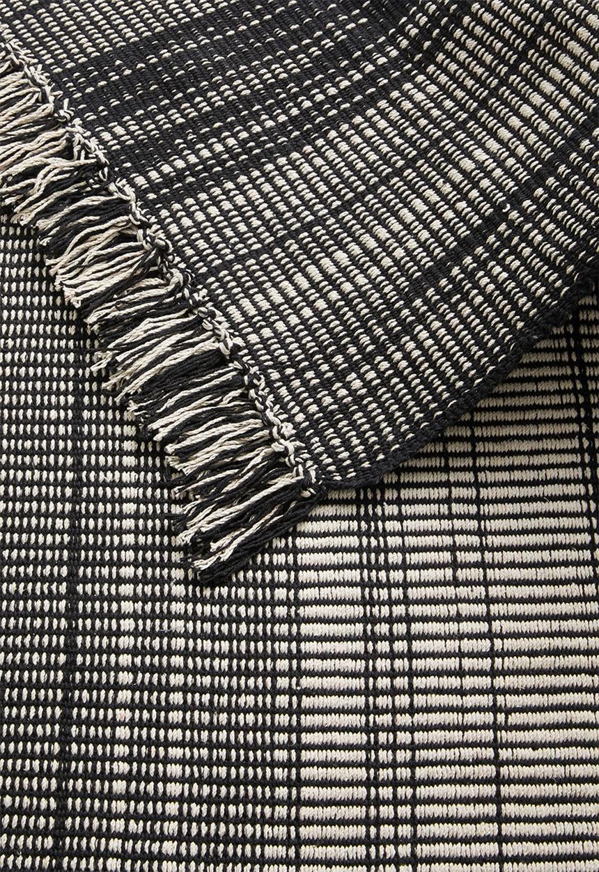 Sixth Floor - Reed woven rug - black & natural