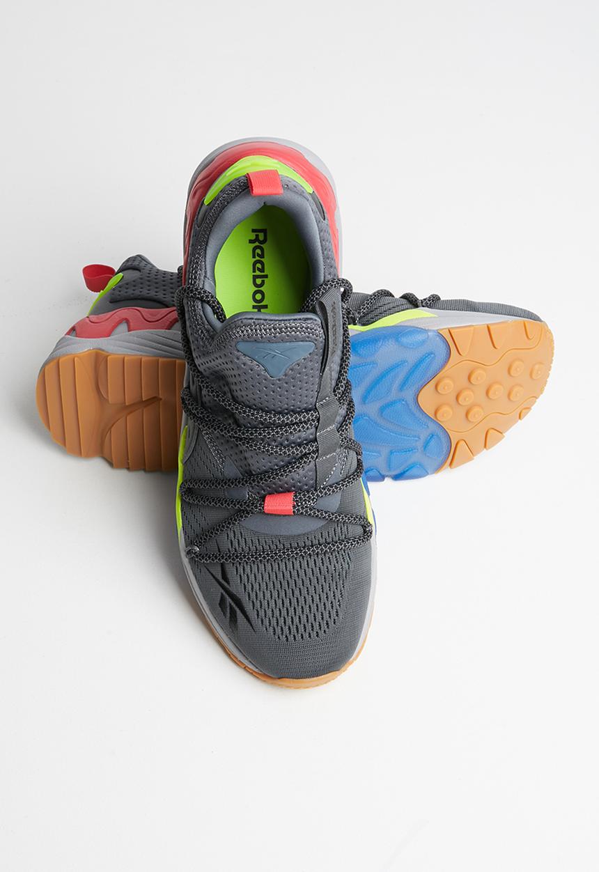 Reebok - Trideca 200 - true grey 7/black/mineral mist