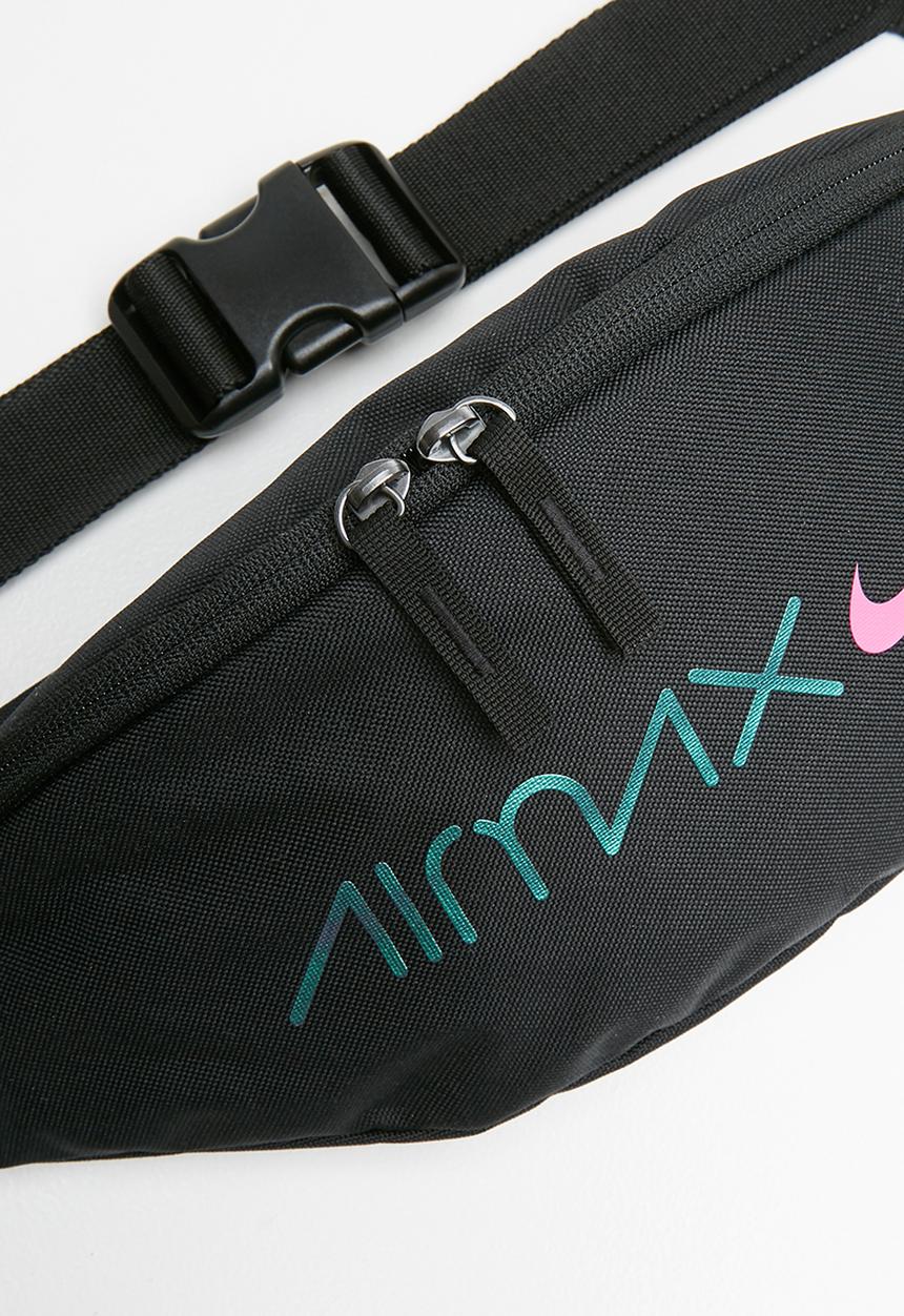 Nike - Nike heritage - black