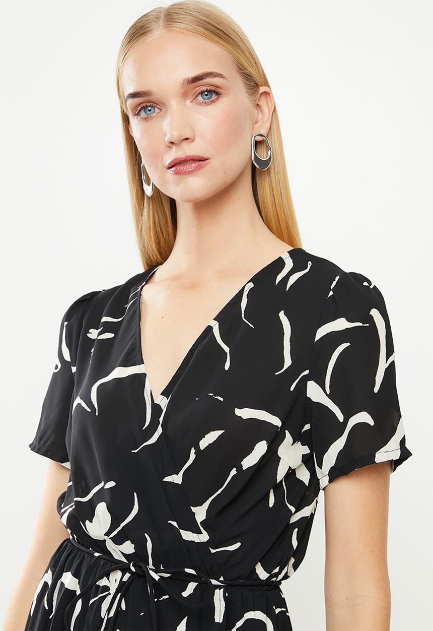 Vero Moda - Milona wrap dress - black