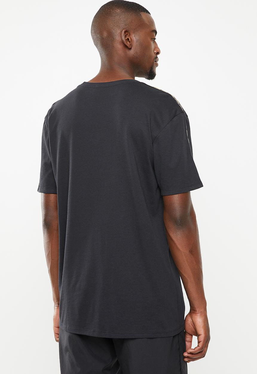 Nike - Nsw repeat short sleeve tee - black