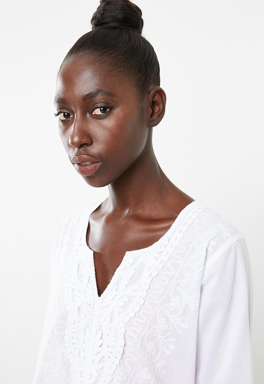 Lithe - Embroidered kaftan - white