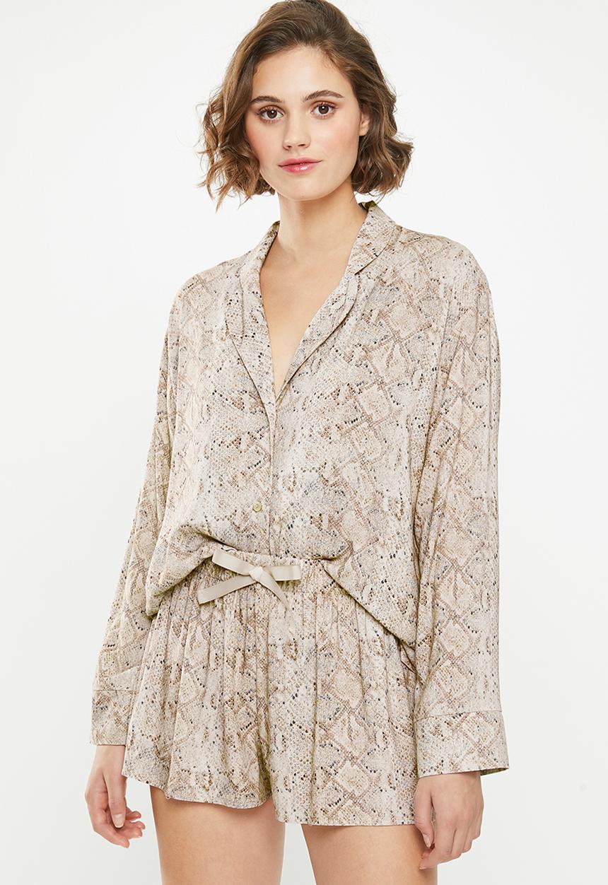 Superbalist - Sleep shirt & shorts set - neutral