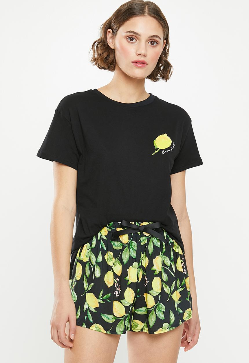 Superbalist - Sleep tee & shorts set - black & yellow