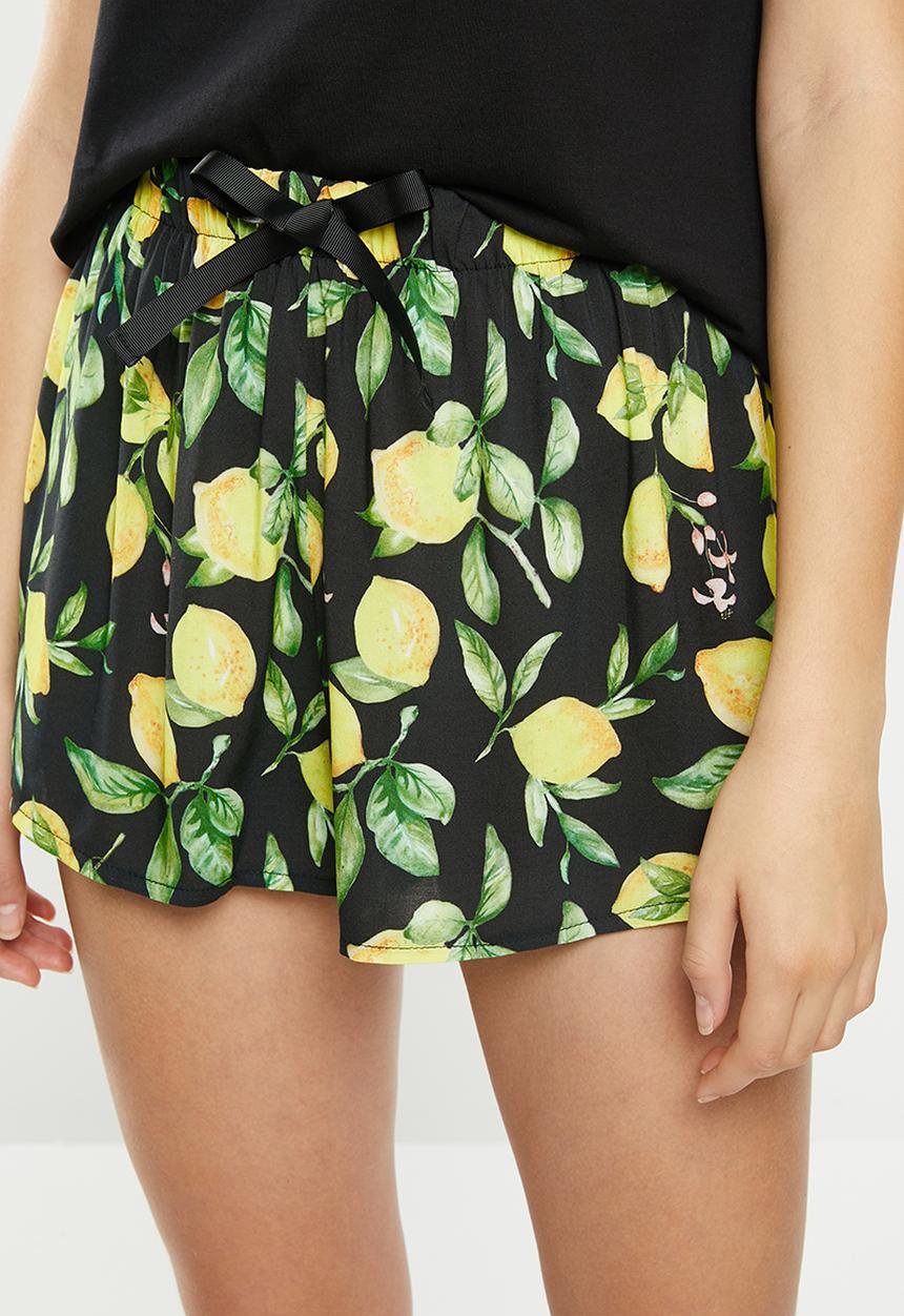 Superbalist - Sleep tee & shorts set - black & yellow
