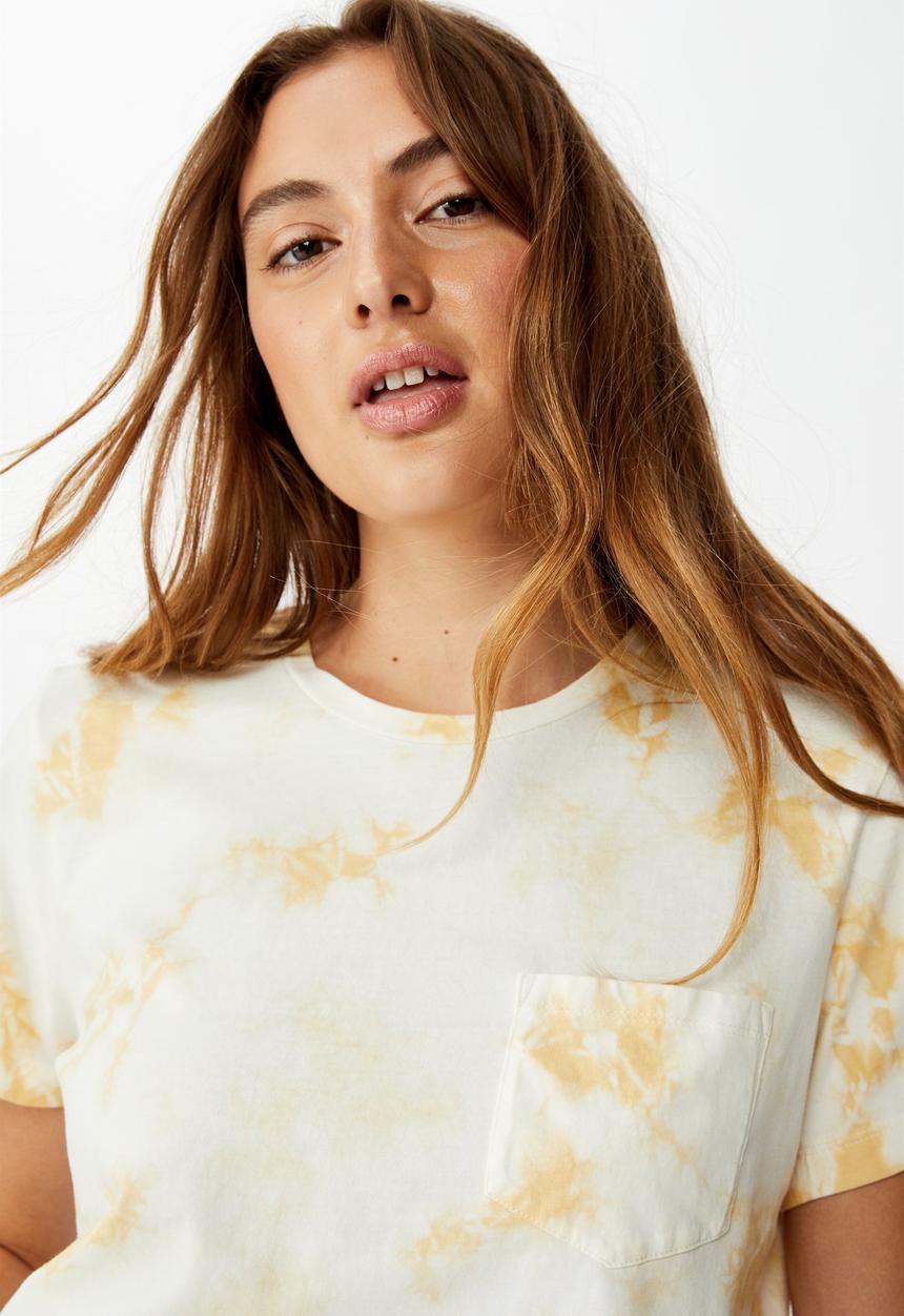 Cotton On - Chopped pockets tie dye T-shirt - cream & yellow 