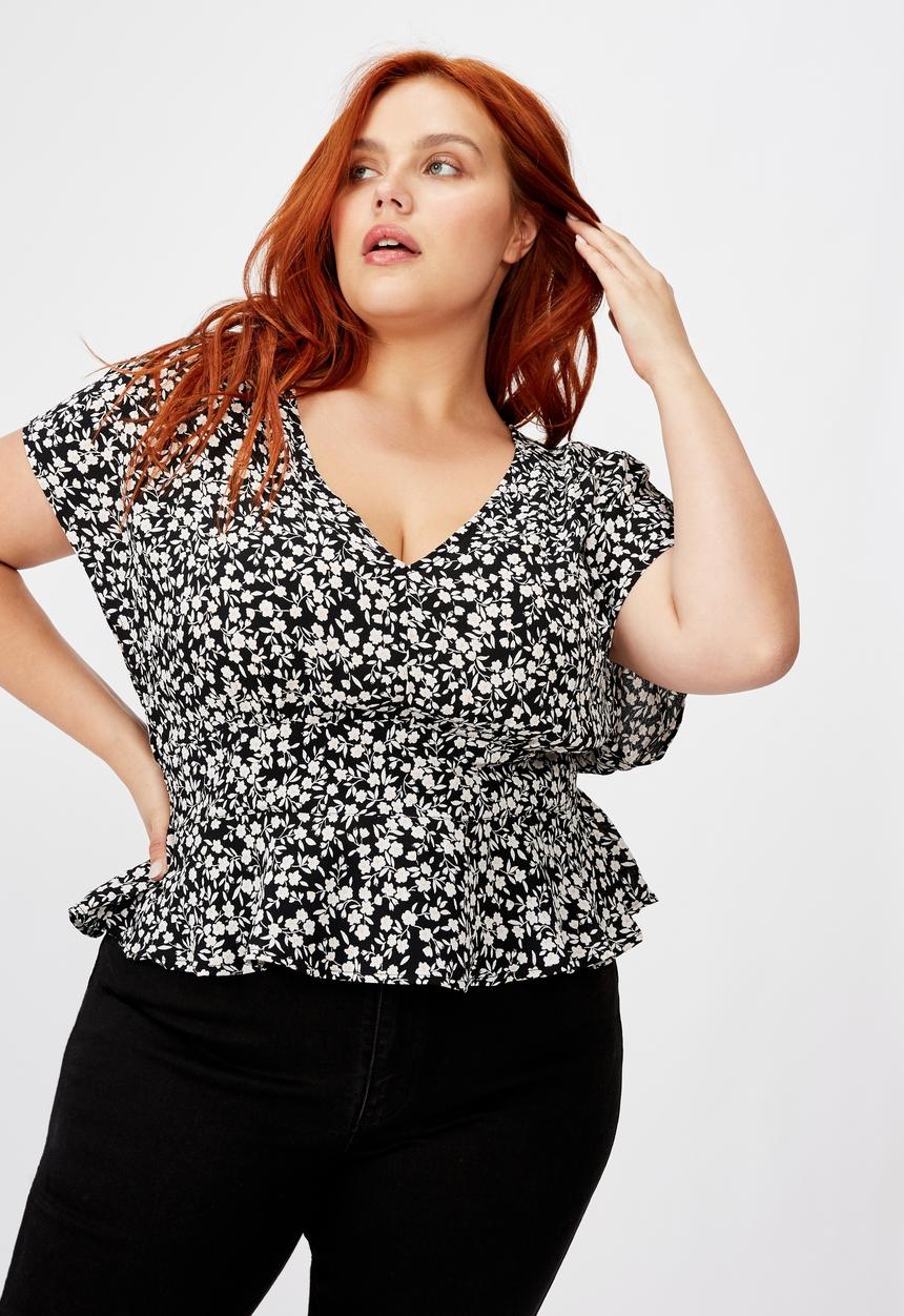 Cotton On - Curve the ultimate tea blouse Taylah - black & white 