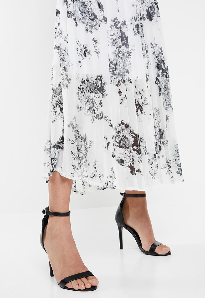 edit - Pleated maxi skirt - black & white