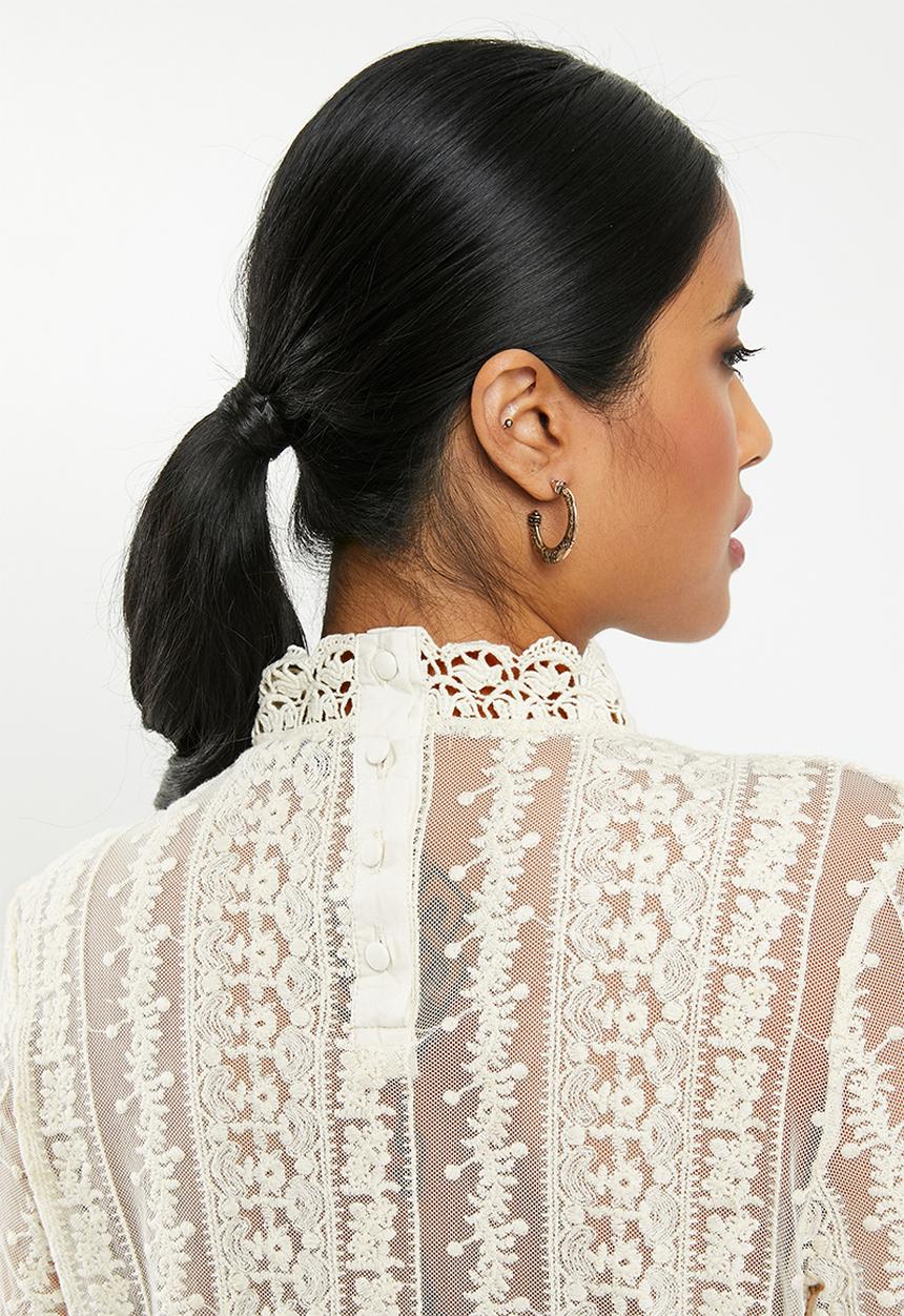 Missguided - Victoriana lace blouse - cream