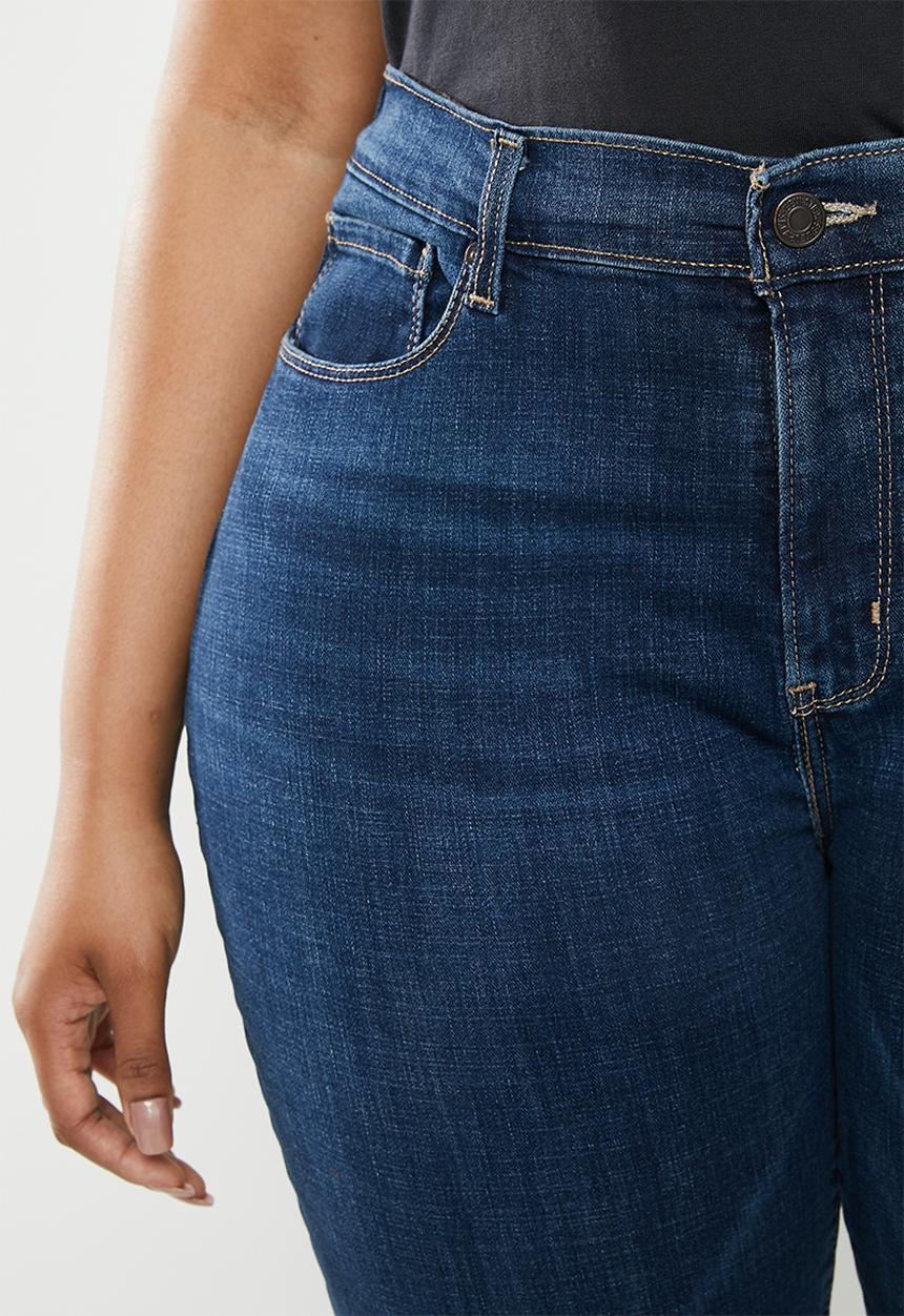 Levi’s® - Curvy bootcut - blue