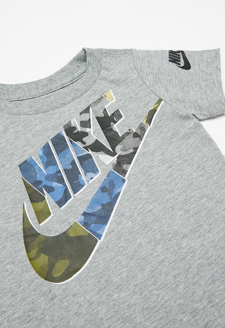 Nike - Multo camo 95 short sleeve tee - grey