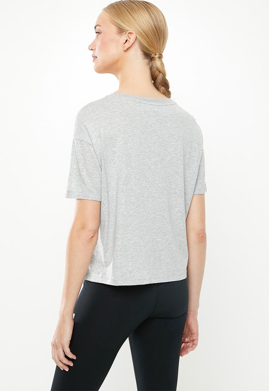 New Balance  - Stadium boxy tee - grey