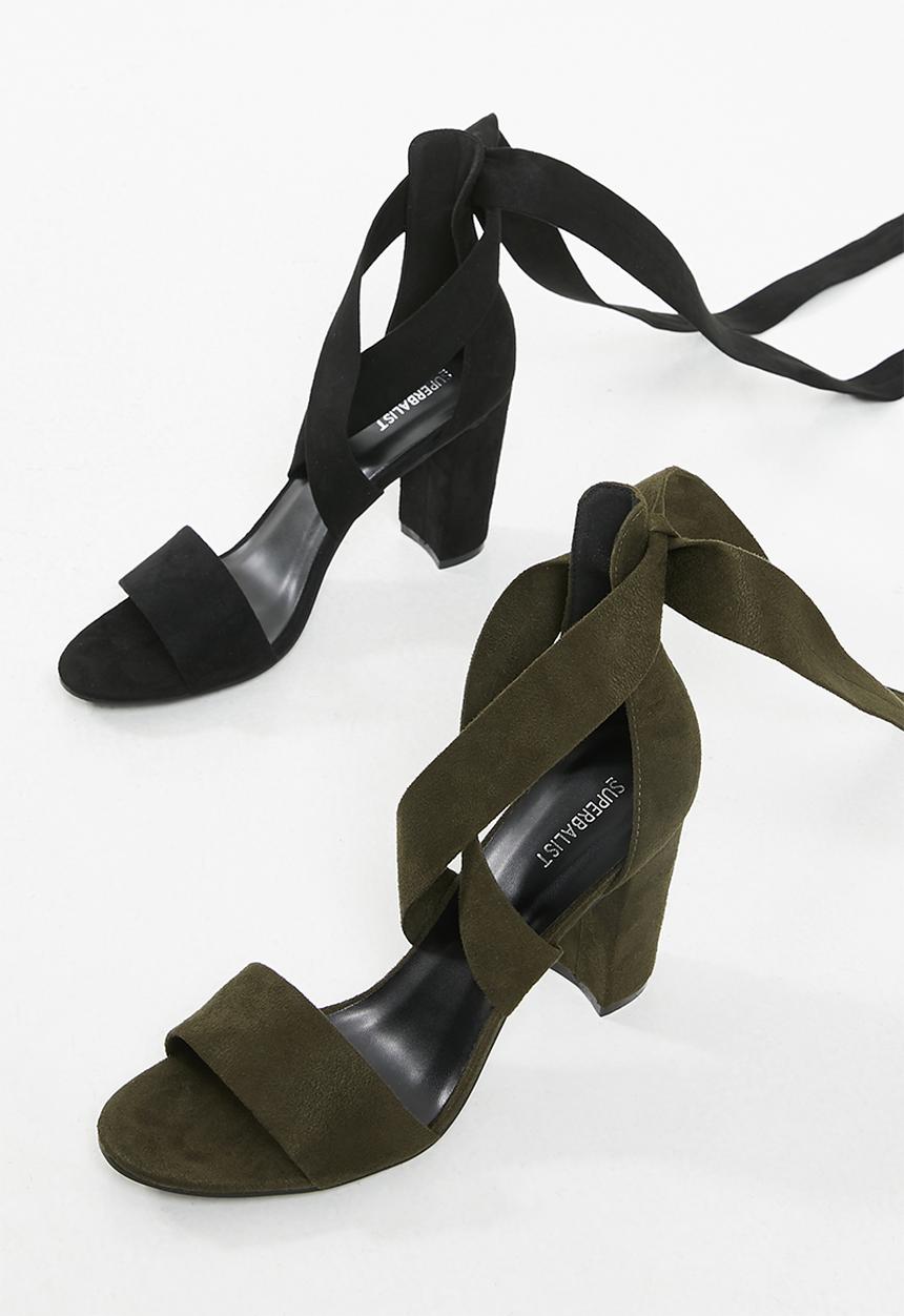 Superbalist - Yves heel - black