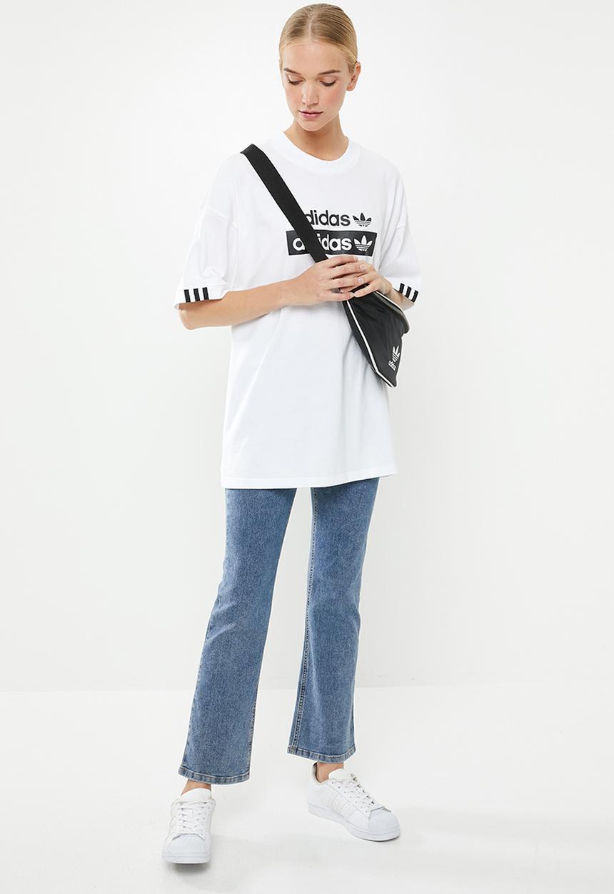 adidas Originals - Adi white print tee - white