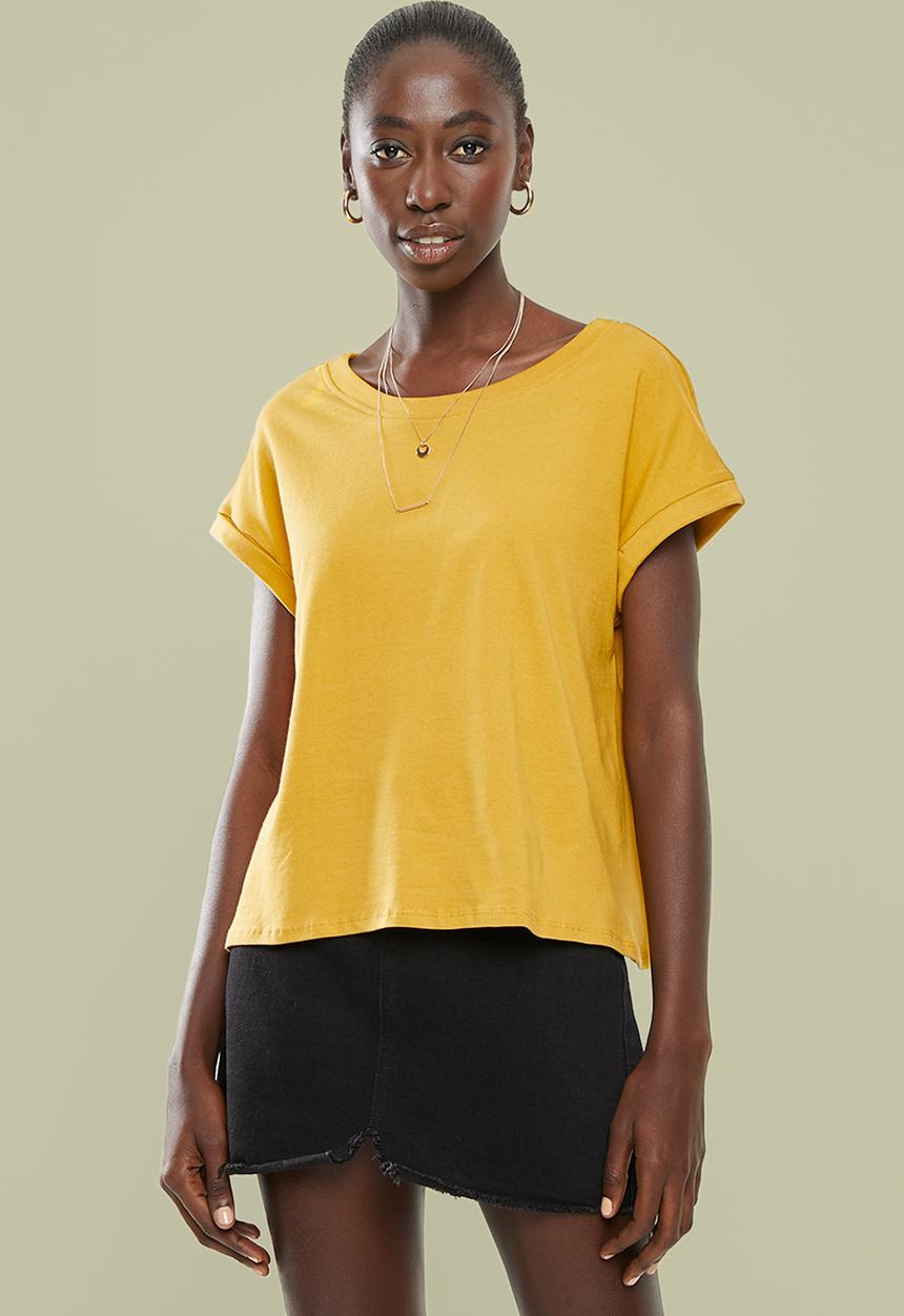 Superbalist - Boxy grown on sleeve tee - yellow