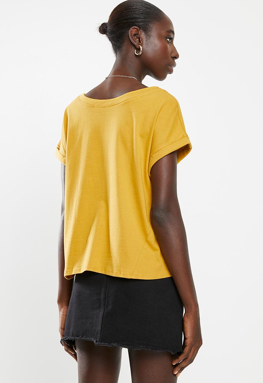 Superbalist - Boxy grown on sleeve tee - yellow