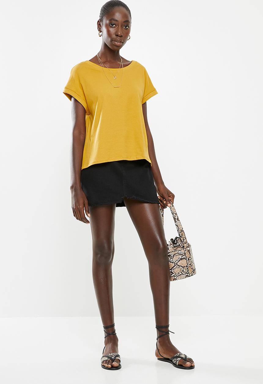 Superbalist - Boxy grown on sleeve tee - yellow