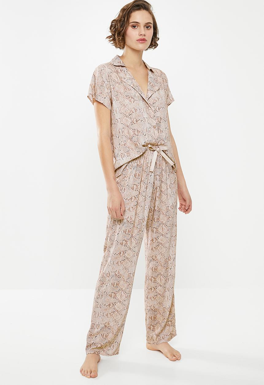 Superbalist - Sleep tee & culottes set - neutral