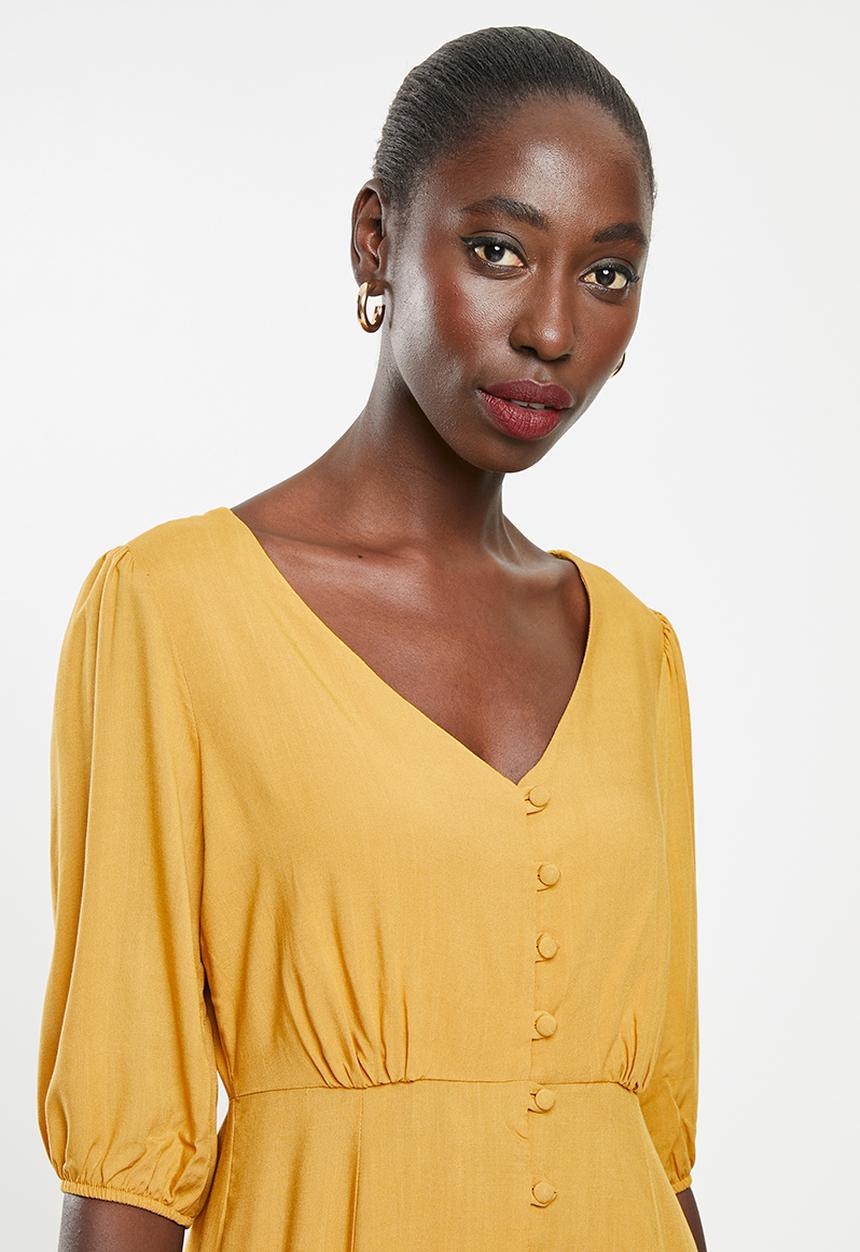 Superbalist - Puff sleeve button through dress - yellow