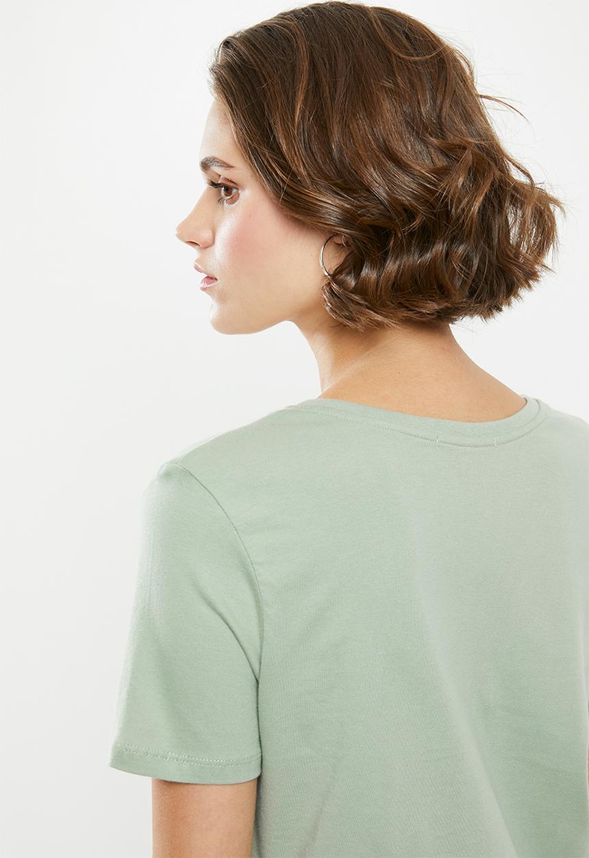 Superbalist - Single v-neck tee - green